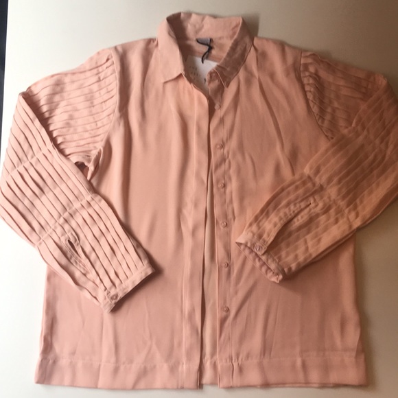 The Label Life Light Pink Pin-tuck Sleeve Blouse Size Large - Picture 8 of 14